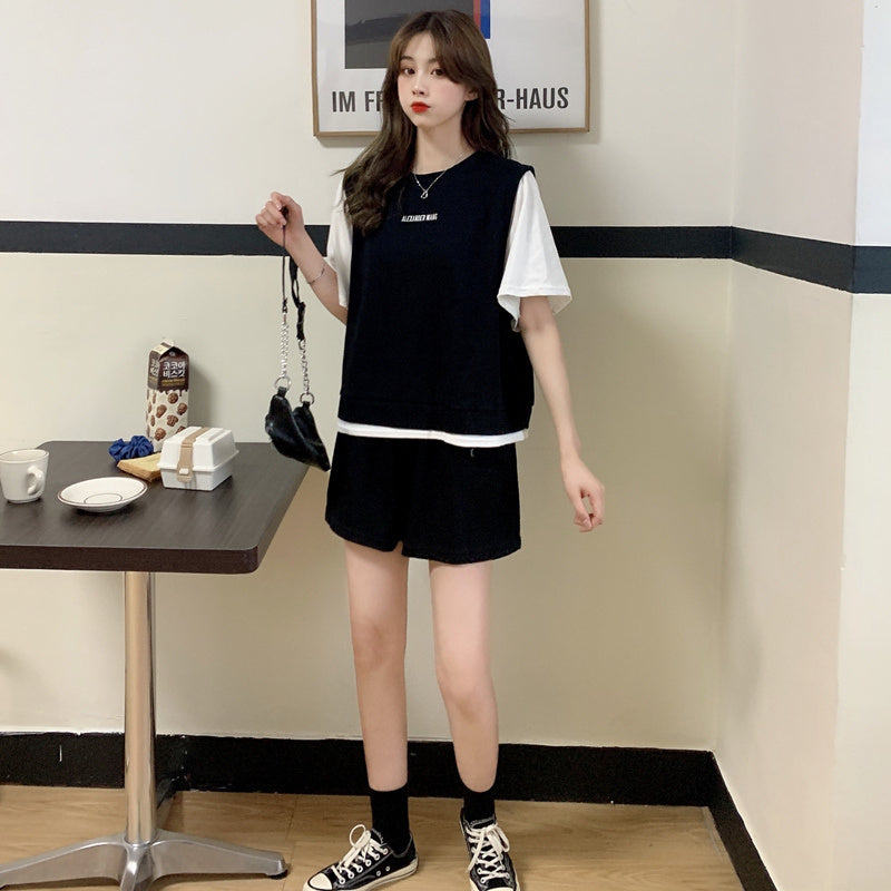 Two-piece sports casual wear